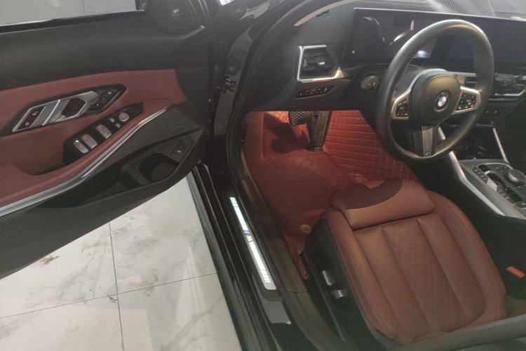 Used BMW 3 Series 2023 325Li M Sport Night Edition Package Driver Seat