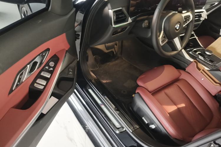 Used BMW 3 Series 2023 325Li M Sport Package Driver Seat