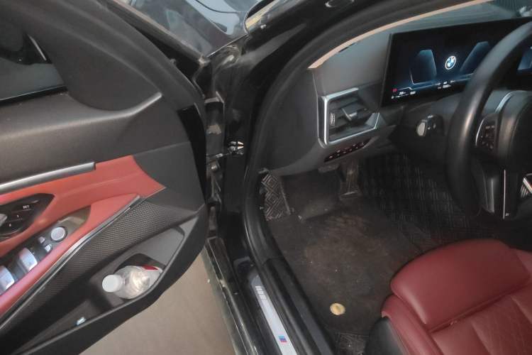 Used BMW 3 Series 2023 320Li M Sport Package Driver Seat