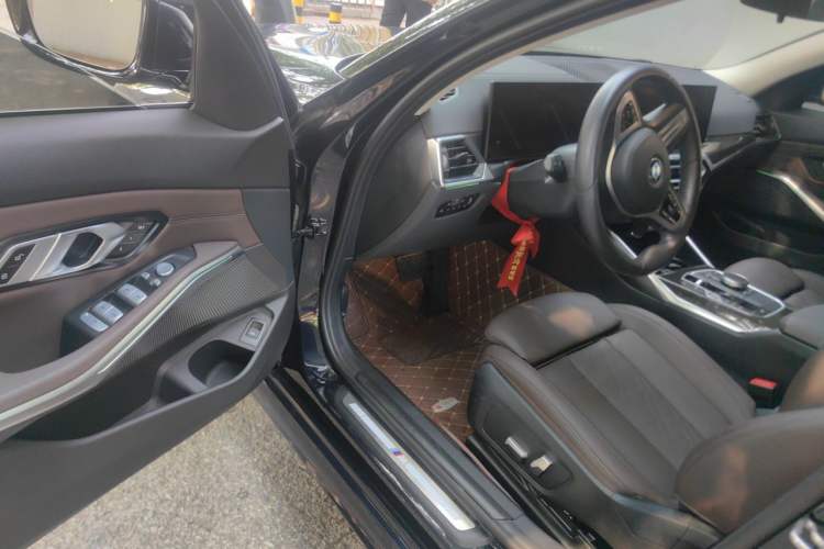 Used BMW 3 Series 2023 325Li xDrive M Sport Package Driver Seat