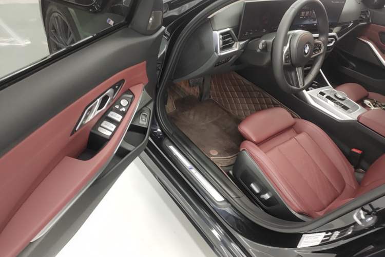 Used BMW 3 Series 2023 325Li M Sport Night Edition Package Driver Seat