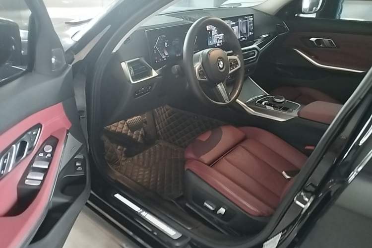 Used BMW 3 Series 2023 325Li M Sport Night Edition Package Driver Seat