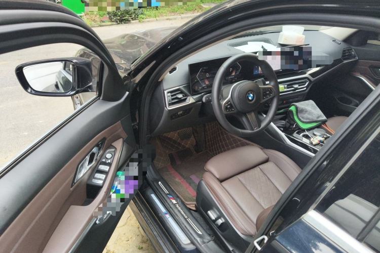 Used BMW 3 Series 2023 320Li M Sport Package Driver Seat