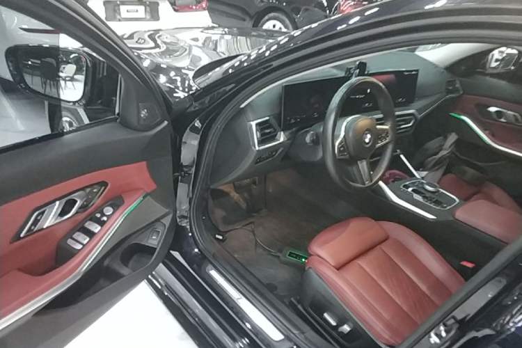 Used BMW 3 Series 2023 325Li M Sport Night Edition Package Driver Seat