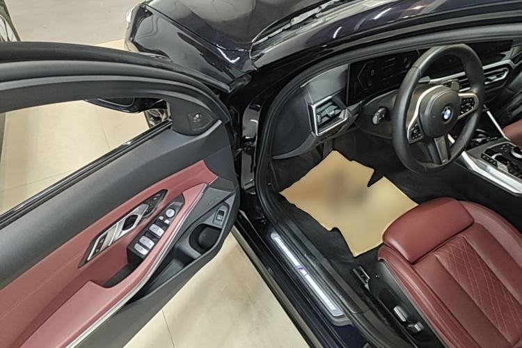 Used BMW 3 Series 2023 325Li M Sport Night Edition Package Driver Seat