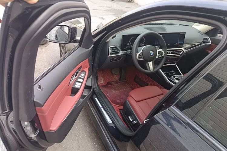 Used BMW 3 Series 2023 320i M Sport Package Driver Seat