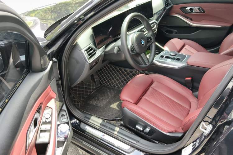 Used BMW 3 Series 2023 325Li M Sport Night Edition Package Driver Seat