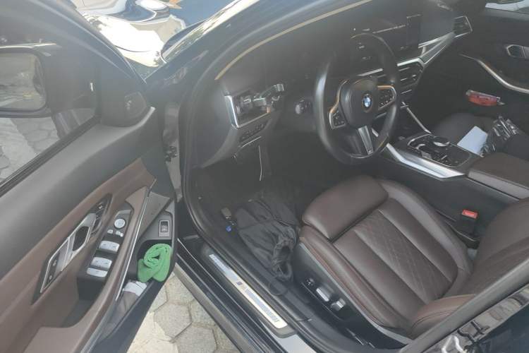 Used BMW 3 Series 2023 325Li M Sport Night Edition Package Driver Seat