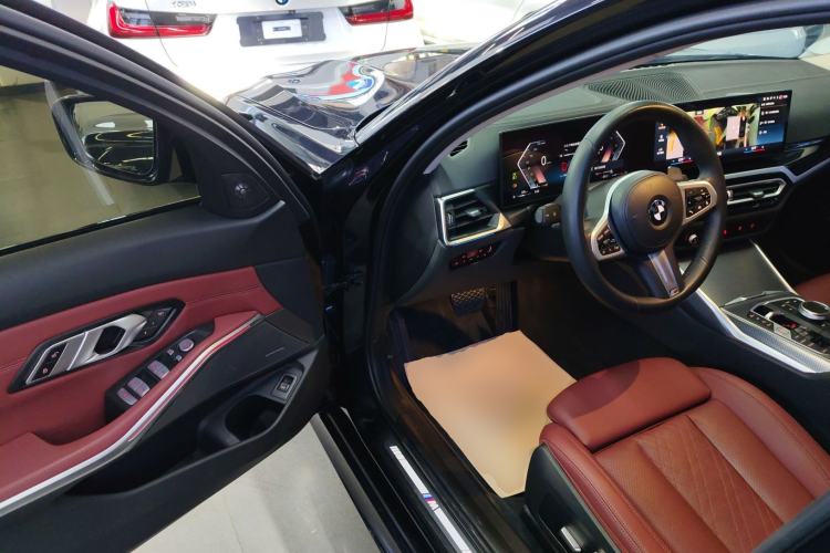 Used BMW 3 Series 2023 325Li M Sport Night Edition Package Driver Seat