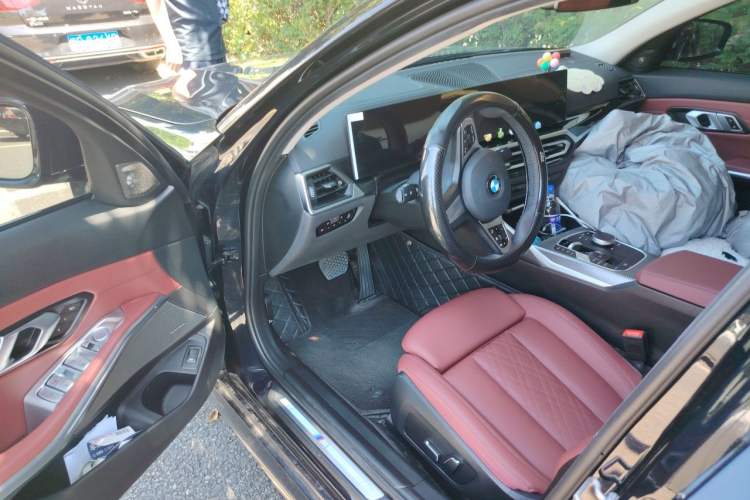 Used BMW 3 Series 2023 325Li M Sport Night Edition Package Driver Seat
