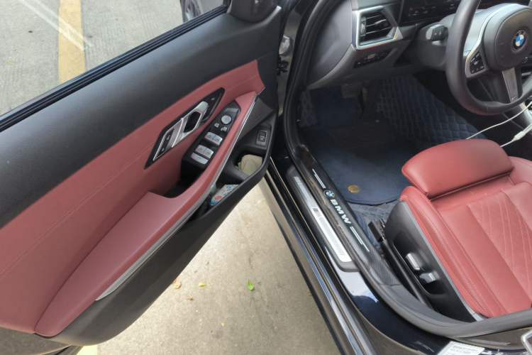 Used BMW 3 Series 2023 325Li M Sport Night Edition Package Driver Seat