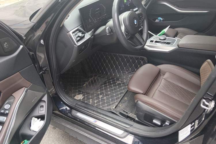 Used BMW 3 Series 2023 325Li M Sport Night Edition Package Driver Seat