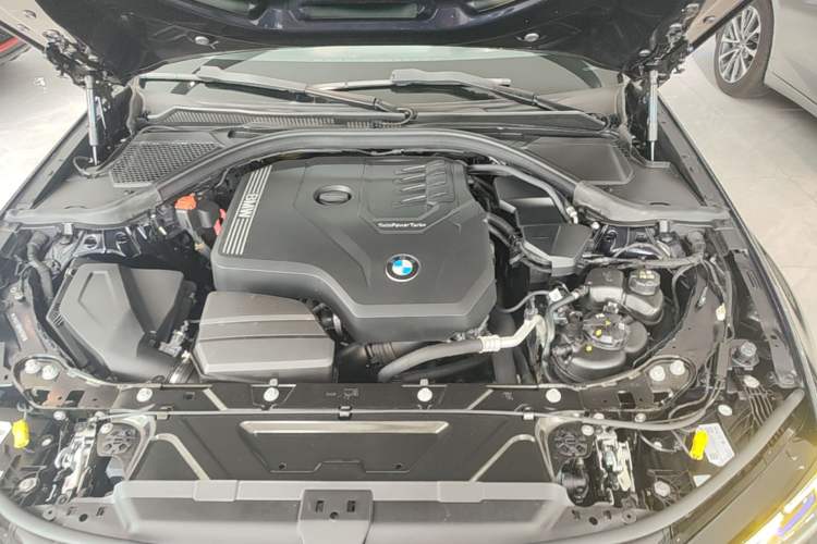 Used BMW 3 Series 2023 330i M Sport Night Edition Package Engine Bay