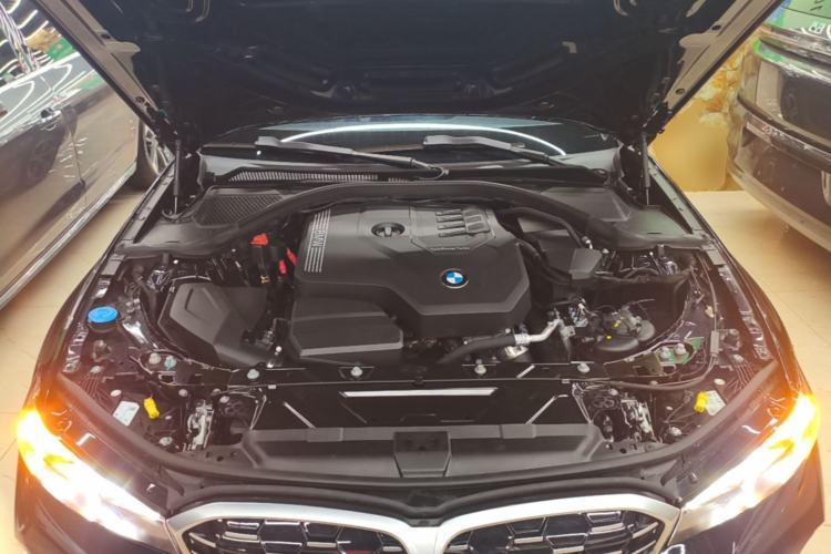 Used BMW 3 Series 2023 325i M Sport Package Engine Bay