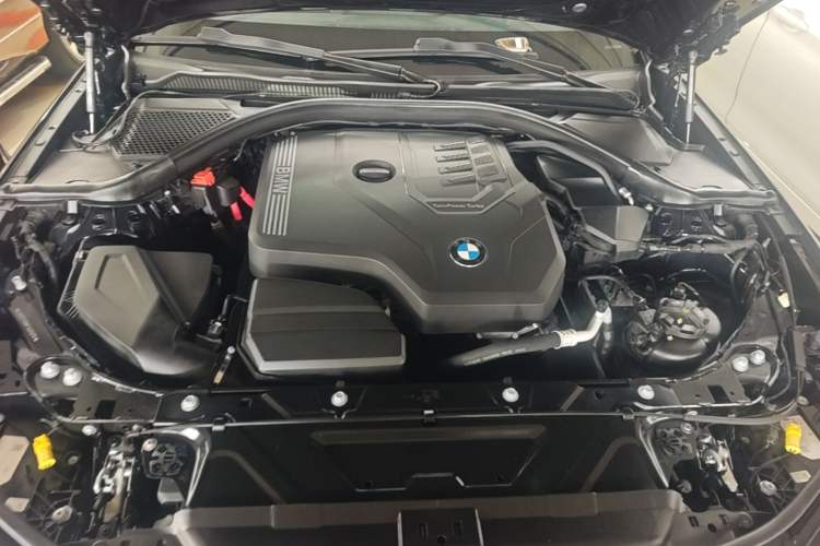 Used BMW 3 Series 2023 325Li M Sport Package Engine Bay