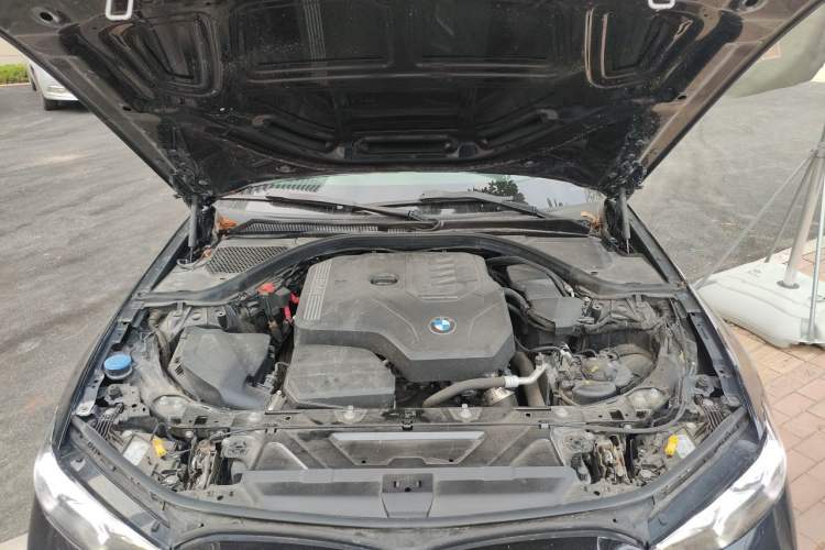 Used BMW 3 Series 2023 325i M Sport Night Edition Package Engine Bay