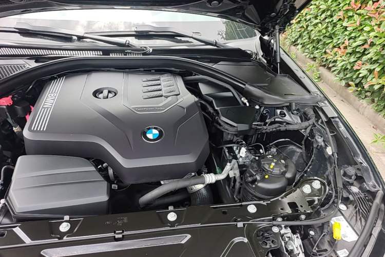 Used BMW 3 Series 2023 325i M Sport Package Engine Bay Left