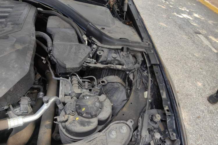 Used BMW 3 Series 2023 325Li xDrive M Sport Package Engine Bay Left