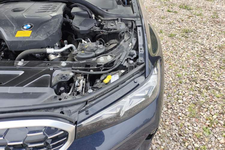 Used BMW 3 Series 2023 325Li M Sport Package Engine Bay Left