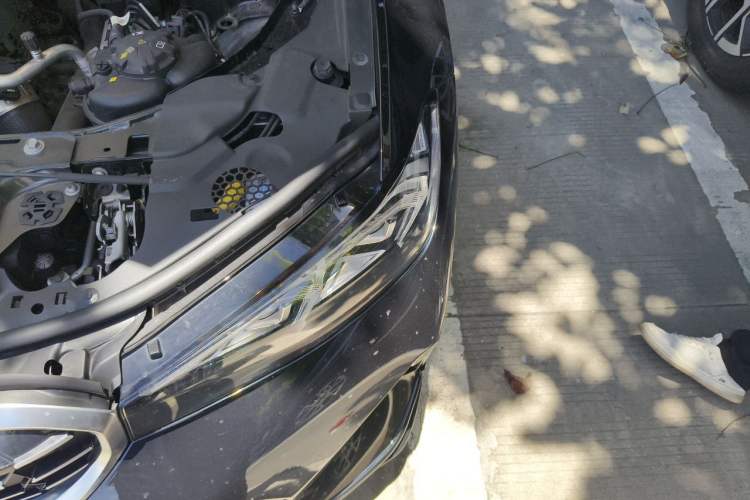 Used BMW 3 Series 2023 325Li M Sport Package Engine Bay Left