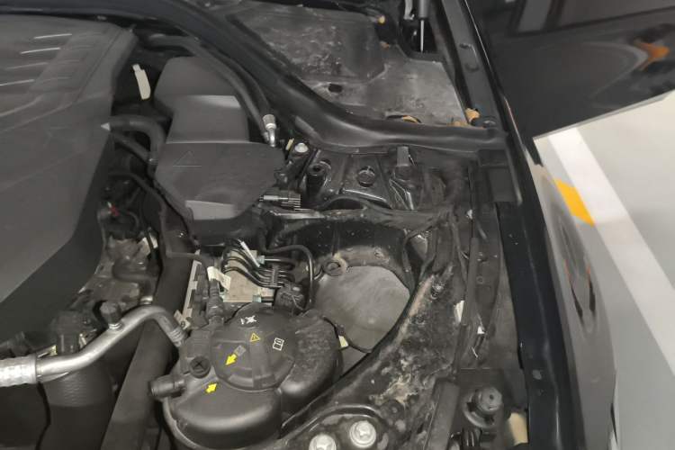 Used BMW 3 Series 2023 320Li M Sport Package Engine Bay Left