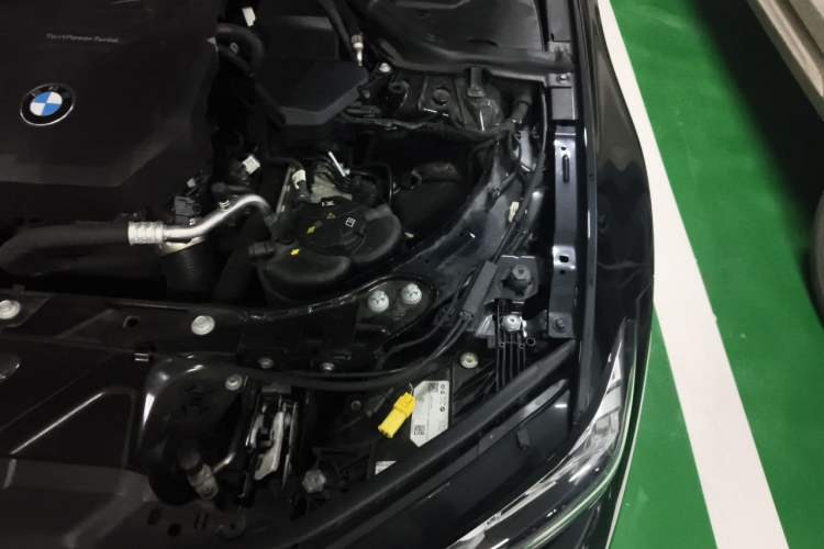 Used BMW 3 Series 2023 320Li M Sport Package Engine Bay Left
