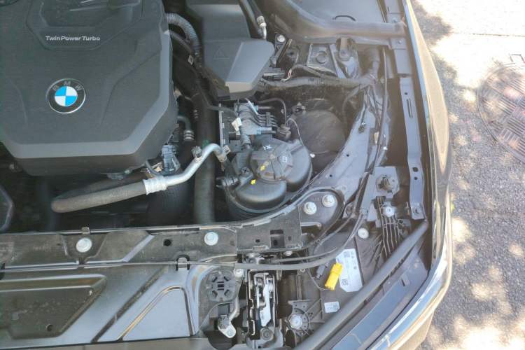 Used BMW 3 Series 2023 325Li M Sport Night Edition Package Engine Bay Left