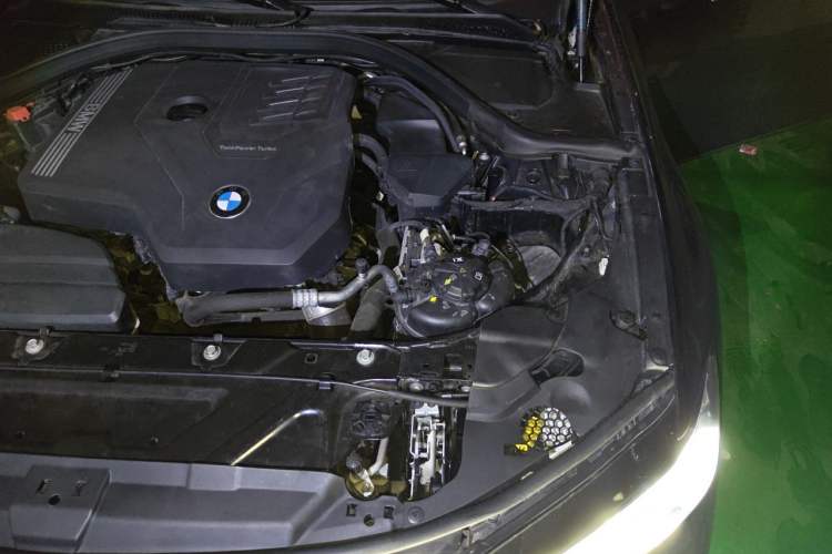 Used BMW 3 Series 2023 325i M Sport Package Engine Bay Left
