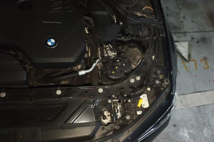 Used BMW 3 Series 2023 325Li M Sport Package Engine Bay Left