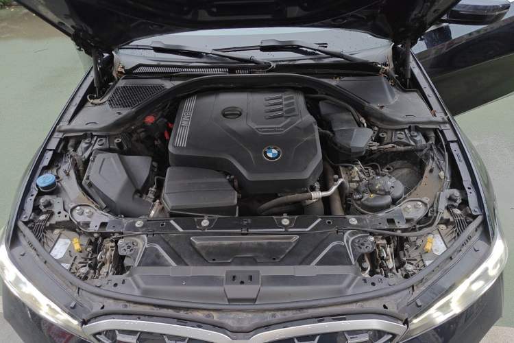 Used BMW 3 Series 2023 325Li M Sport Package Engine Bay