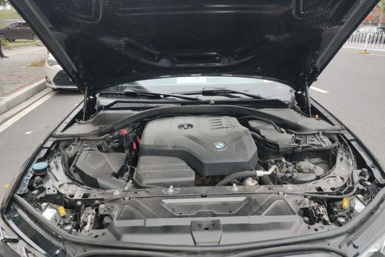 Used BMW 3 Series 2023 325i M Sport Night Edition Package Engine Bay