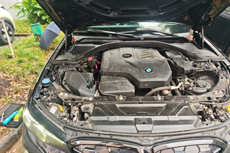 Used BMW 3 Series 2023 325Li M Sport Night Edition Package Engine Bay Right