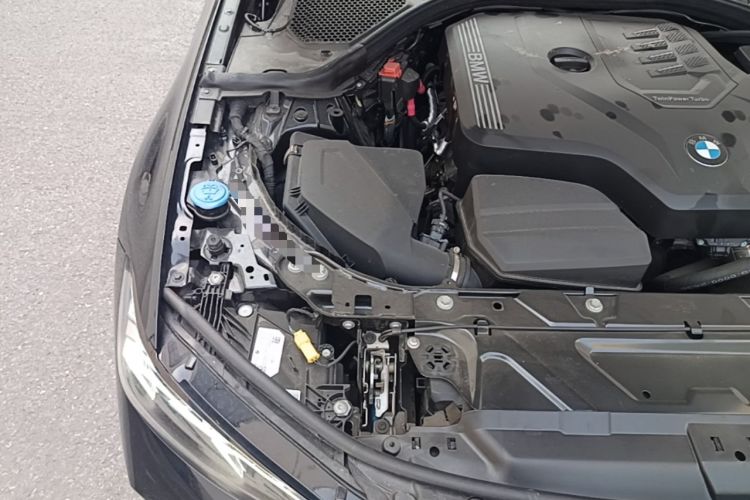 Used BMW 3 Series 2023 320i M Sport Package Engine Bay Right