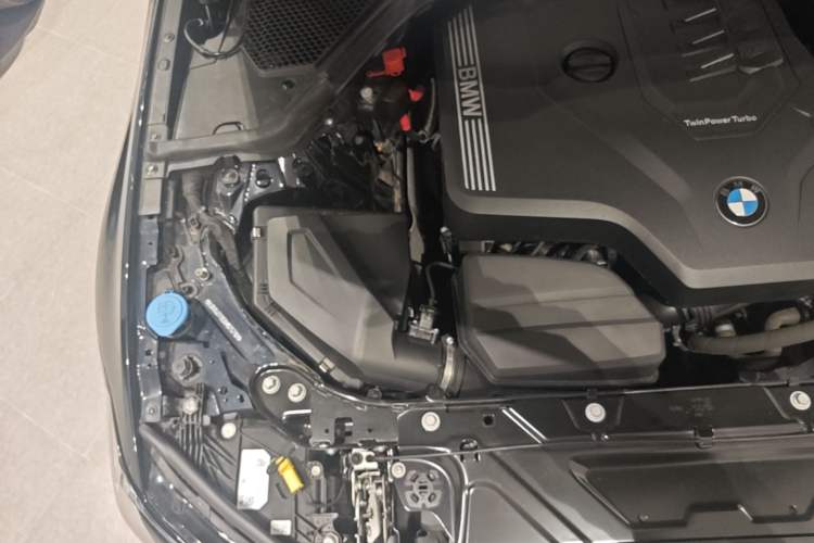 Used BMW 3 Series 2023 330i M Sport Night Edition Package Engine Bay Right