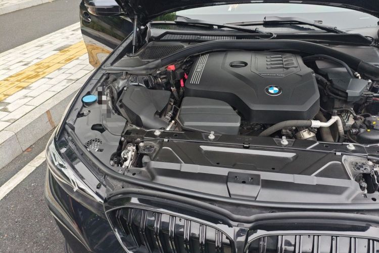 Used BMW 3 Series 2023 320Li M Sport Package Engine Bay Right