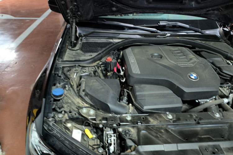 Used BMW 3 Series 2023 325Li M Sport Package Engine Bay Right