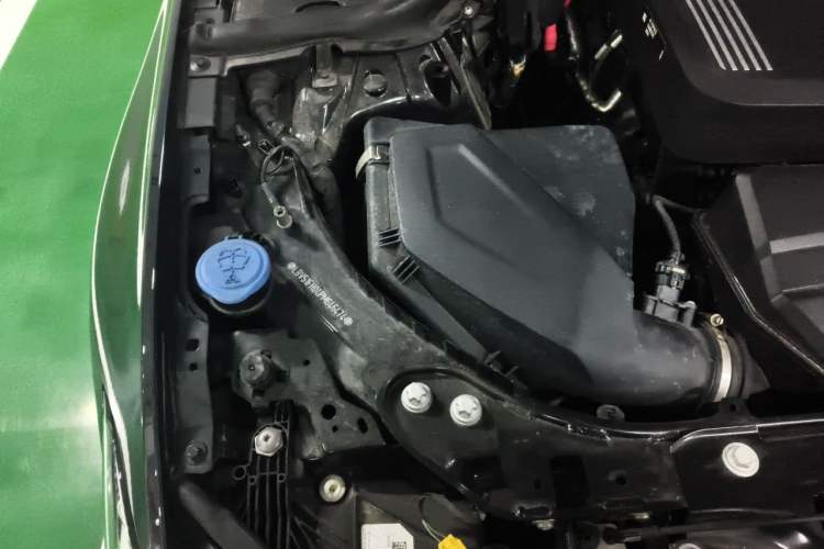 Used BMW 3 Series 2023 320Li M Sport Package Engine Bay Right