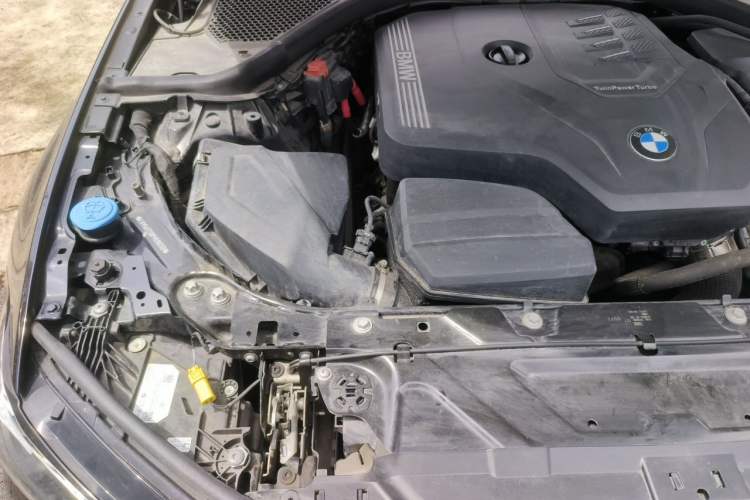 Used BMW 3 Series 2023 325i M Sport Night Edition Package Engine Bay Right