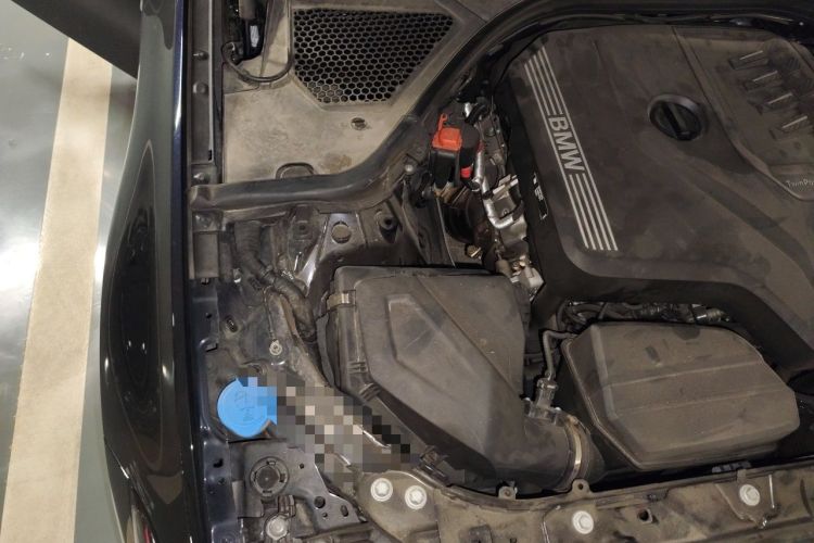 Used BMW 3 Series 2023 325i M Sport Package Engine Bay Right
