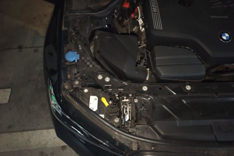 Used BMW 3 Series 2023 325Li M Sport Package Engine Bay Right