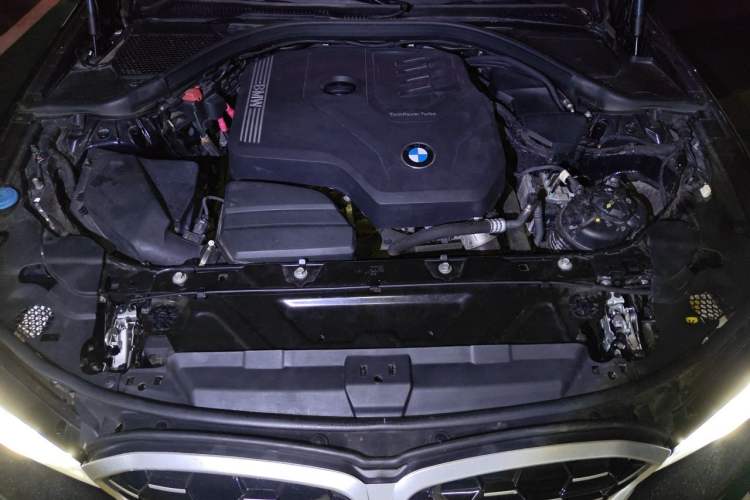 Used BMW 3 Series 2023 325i M Sport Package Engine Bay
