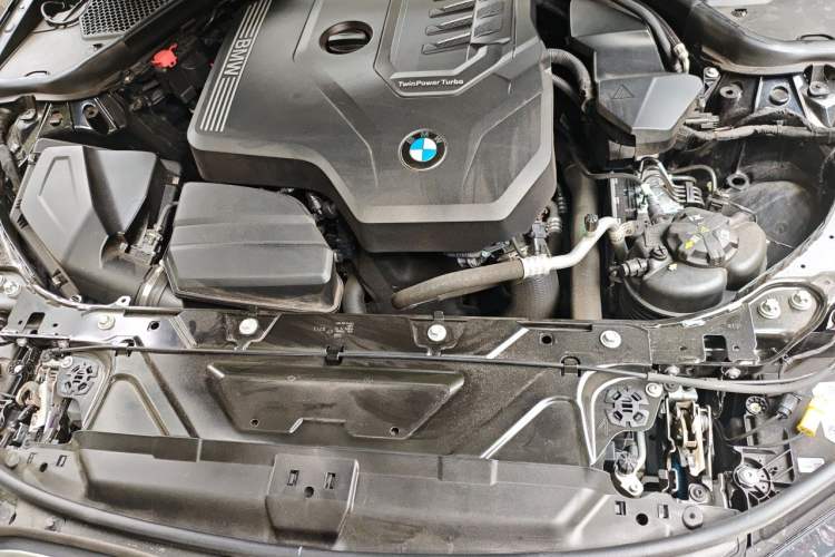 Used BMW 3 Series 2023 320Li M Sport Package Engine Bay