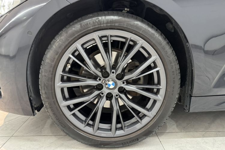 Used BMW 3 Series 2023 325i M Sport Night Edition Package Exterior 1