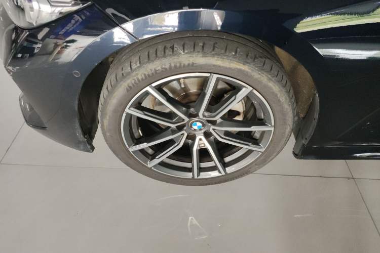 Used BMW 3 Series 2023 325Li M Sport Package Exterior 1