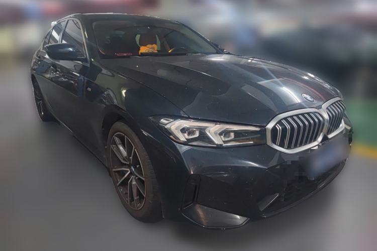 Used BMW 3 Series 2023 320i M Sport Package Exterior 2