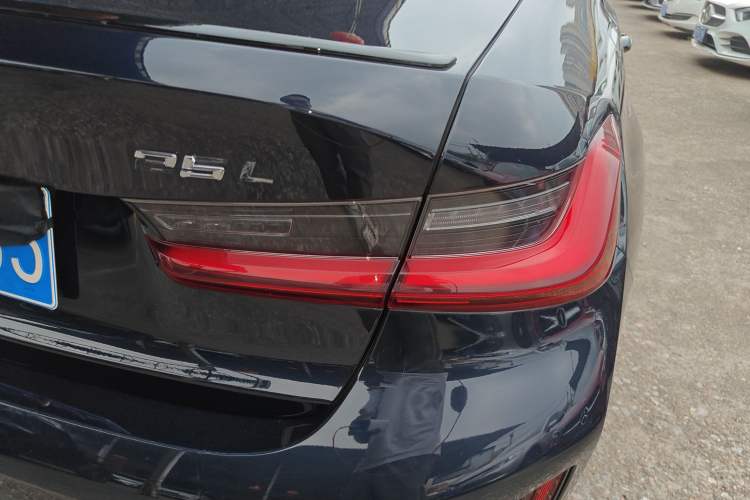 Used BMW 3 Series 2023 325Li M Sport Night Edition Package Exterior 3