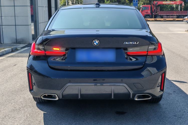 Used BMW 3 Series 2023 325Li M Sport Package Exterior 4