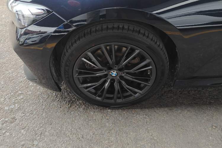 Used BMW 3 Series 2023 325Li M Sport Night Edition Package Exterior 4
