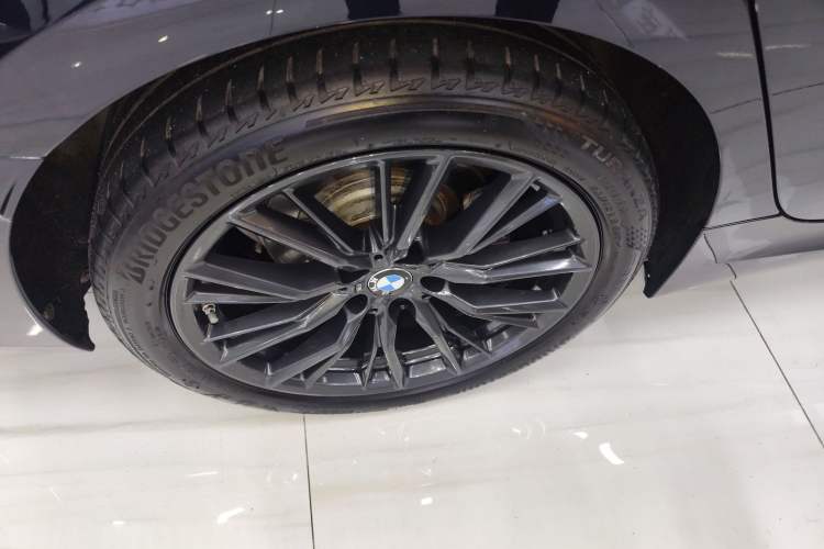 Used BMW 3 Series 2023 325Li M Sport Night Edition Package Exterior 5