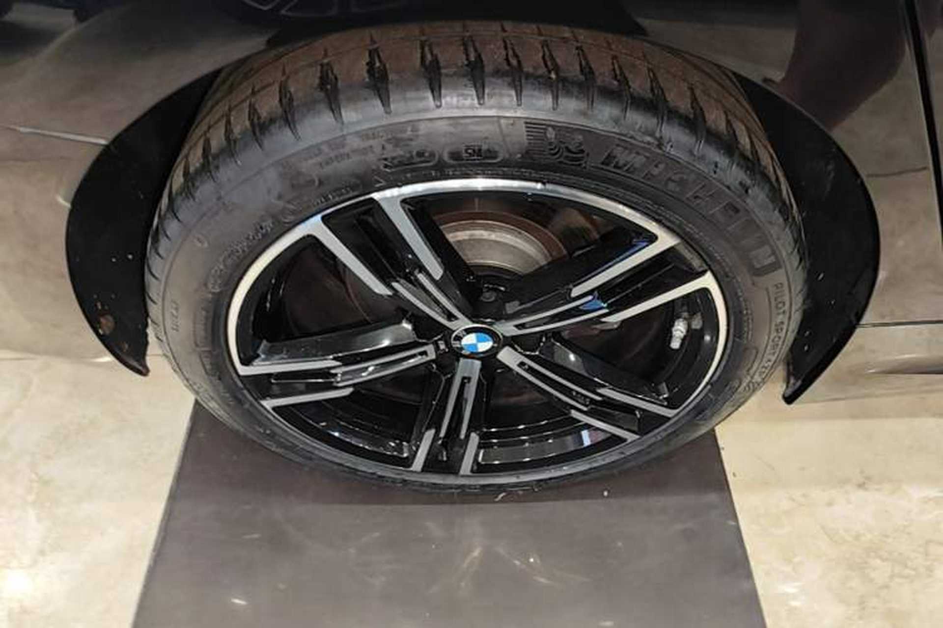 Used BMW 3 Series 2023 325i M Sport Package Exterior 5